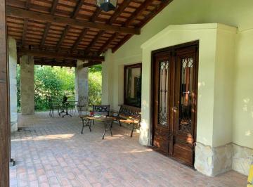 Casa · 127m² · 3 Ambientes · 2 Cocheras · Casa Venta Escobar 3 Ambientes Piscina Gran Parque