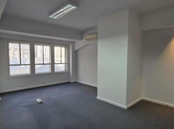 Oficina comercial · 237m² · 8 Ambientes · 1 Cochera · Oficina