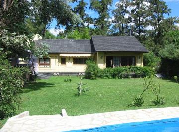 Casa de 4 ambientes, Ituzaingó · Chalet en Venta, 4 Ambientes, Parque Leloir