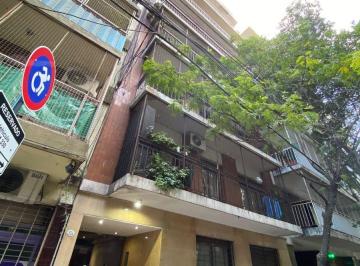 Departamento de 3 ambientes, Caballito · Imperdible Oportunidad en La Mejor Zona de Caballito. 3 Amb de 55 m² Senillosa y Guayaquil