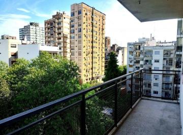Departamento · 65m² · 3 Ambientes · Venta 4 Amb Edificio Frente a Parque Rivadavia!