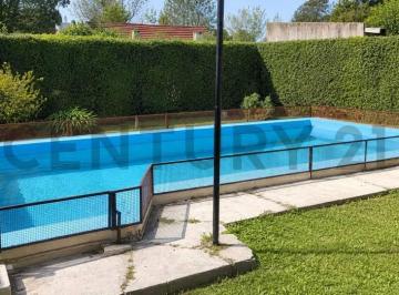 Casa · 192m² · 5 Ambientes · Casa en Venta con Parque y Pileta en Olmos