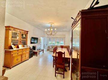 Departamento · 122m² · 4 Ambientes · Venta de Apartamento en Península