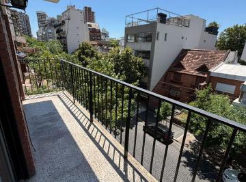 Departamento de 4 ambientes, Belgrano · Venta 4 Amb. Al Frente con Balcon Corrido + Espacio Guardacoche Cubierto.