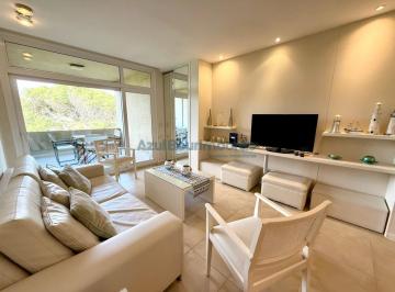 Departamento · 120m² · 4 Ambientes · 1 Cochera · Venta Departamento en Carilo - Sul Mare Ref 2032