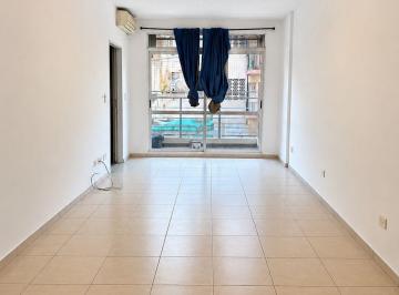 Departamento de 1 ambiente, San Cristobal · Alquiler Monoambiente con Balcón y Patio – San Cristóbal