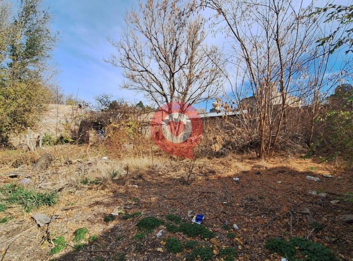 Terreno · 1058m²