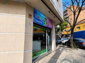 Local comercial · 32m² · 1 Ambiente · Local - Castelar Sur