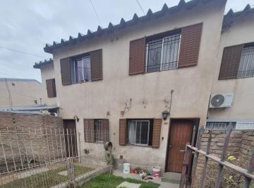 PH · 51m² · 6 Ambientes · PH en Venta en Barrio Villarino Cipolletti
