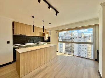 Departamento · 71m² · 3 Ambientes · Departamento de 3 Ambientes con Patio Reciclado a Nuevo
