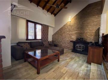 Casa · 170m² · 4 Ambientes · 2 Cocheras · Casa 4 Ambientes en Gerli Avellaneda