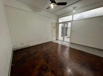 Departamento · 41m² · 2 Ambientes · Depto 2 Ambientes en Alquiler con Patio