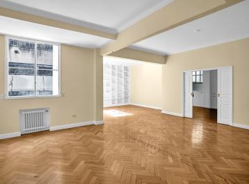 Departamento · 118m² · 3 Ambientes · Departamento Francés Muy Luminoso en Retiro. Tres Ambientes