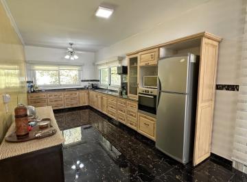 Campo · 270m² · 4 Ambientes · Chacra en Venta - 3 Dorm. 3 Baños - 10000 m - San Andres de Giles