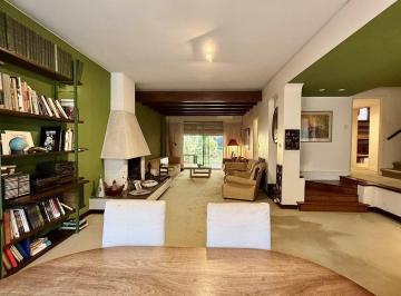 Casa · 286m² · 8 Ambientes · 2 Cocheras · Casa en Venta en Olivos, Vicente López, G. B. a. Zona Norte