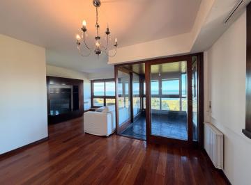 Departamento · 80m² · 3 Ambientes · 1 Cochera · Departamento - San Carlos