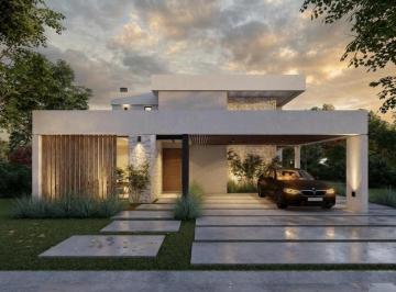 Casa · 267m² · 5 Ambientes · 2 Cocheras · Casa en Laguna Grande Oportunidad - Lote Interno Espectacular Entrega Marzo/abril