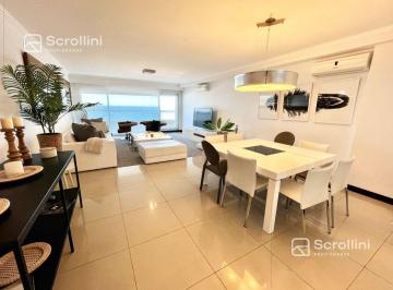 Departamento · 3 Dormitorios · Departamento - Playa Brava