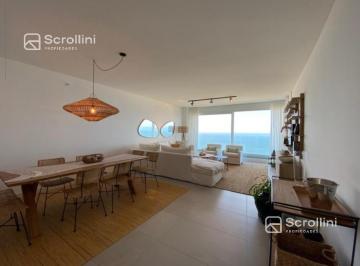 Departamento · 161m² · 3 Dormitorios · 1 Cochera · Departamento - Playa Brava