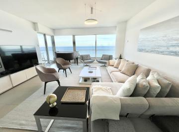 Departamento · 158m² · 2 Dormitorios · 1 Cochera · Le Parc Departamento en Alquiler Playa Brava
