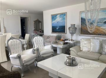 Departamento · 4 Dormitorios · Departamento - Roosevelt