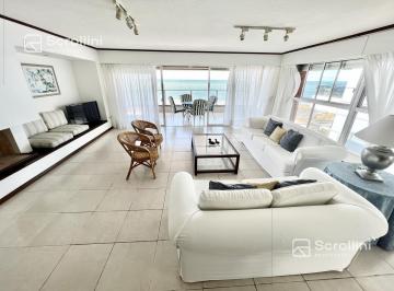 Departamento · 150m² · 3 Dormitorios · 1 Cochera · Departamento - Península