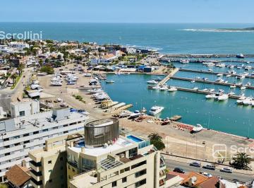 Departamento · 130m² · 3 Dormitorios · 1 Cochera · Departamento en Venta