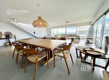 Departamento · 200m² · Amplio Departamento en Primera Linea de Playa Brava