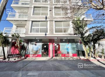 Local comercial · 165m² · Local en Venta