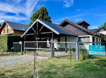 Casa · 76m² · 4 Ambientes · 1 Cochera · Casa Chalet en Venta en Las Marías, Bariloche, Patagonia