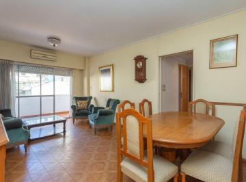 Departamento · 63m² · 3 Ambientes · Flores Dpto 3 Amb con Balcon Corrido