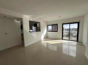 Departamento de 3 ambientes, La Matanza · Depto 3 Amb con Balcón y Cochera Cubierta - 70 m² - Baño y Toilette - San Justo
