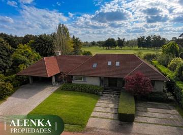 Casa de 6 ambientes, Pilar · Venta | Exclusiva Residencia Sobre El Golf en Doble Lote de 1.475 m² | Los Lagartos C. C
