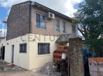 Casa · 382m² · 13 Ambientes · 2 Cocheras · Parque Sakura, Casa 3 Amb Mas 6 Duplex. Renta Inmediata. Apta Credito. Se Escuchan Propuestas.
