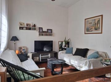 PH · 71m² · 4 Ambientes · PH en Saavedra con Entrada Independiente de 3 Dorm.