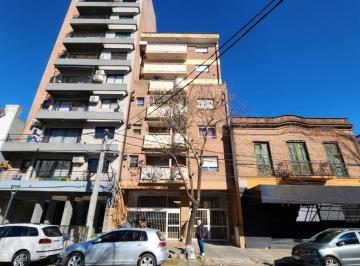 Departamento de 2 ambientes, Tigre · Tigre Centro - Av Italia Al 1100