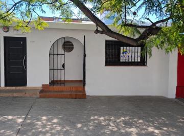 Departamento de 4 ambientes, Córdoba · Propiedad en Alquiler Ubicado en 12 de Octubre 2950, un Dormitorio.