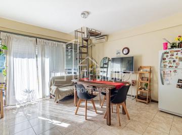 Departamento · 65m² · 3 Ambientes · Excelente Depto con Balcon en 2 Plantas