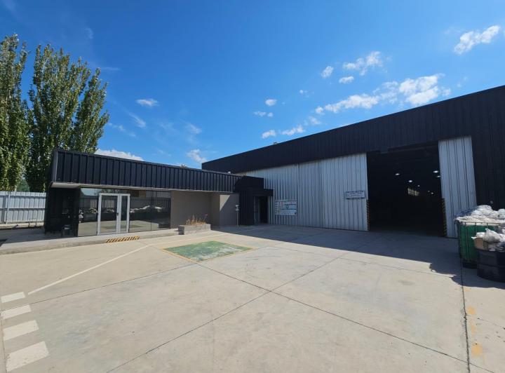 Bodega-Galpón · 1878m²