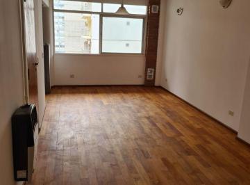 Departamento de 2 ambientes, Rosario · Necochea 1200 - B° Martin - Semipiso Al Frente