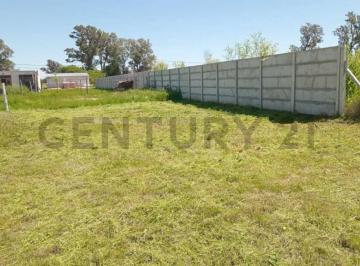 Terreno · 327m² · Lote en Venta en Aeropuerto