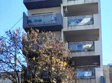 Departamento de 1 ambiente, Floresta · Sobre Av Rápido Acceso Ideal Alquiler o Venta
