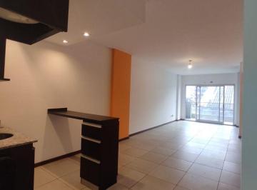 Departamento de 1 ambiente, Floresta · Alquiler Sobre Av Rápido Acceso