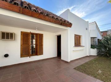 Casa · 199m² · 7 Ambientes · 2 Cocheras · Venta Casa 3 Dorm. Barrio Pueyrredon