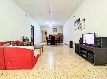 Casa · 150m² · 6 Ambientes · 1 Cochera · Casa 7 Ambientes Moreno Venta Finaciacion