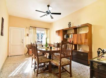 Casa · 72m² · 3 Ambientes · 1 Cochera · Venta Casa 3 Ambientes La Tablada Apto Crédito