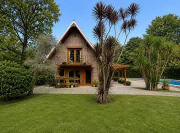 Casa de 4 ambientes, Ituzaingó · Chalet en Venta, Parque Leloir, Udaondo