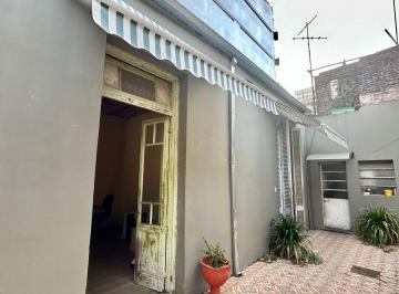 PH · 116m² · 4 Ambientes · Venta PH 4 Amb a Refaccionar Saavedra con Jardin