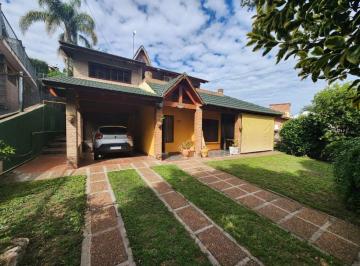 Casa de 8 ambientes, Villa Carlos Paz · Casa en Venta de 3 Habitaciones | Barrio Altos de Las Vertientes | Villa Carlos Paz