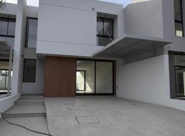 Casa · 153m² · 7 Ambientes · 1 Cochera · Venta Duplex Premium en Campo Chico 3 Dorm